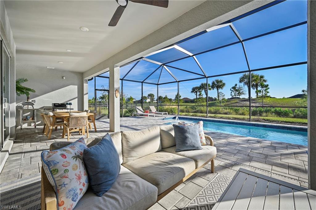 NORTHRIDGE - Residential