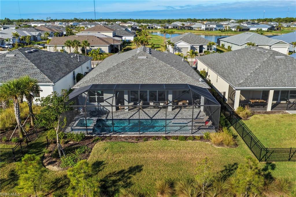 NORTHRIDGE - Residential