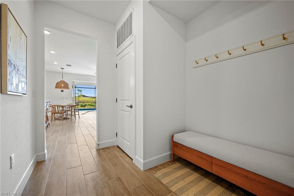 NORTHRIDGE - Residential