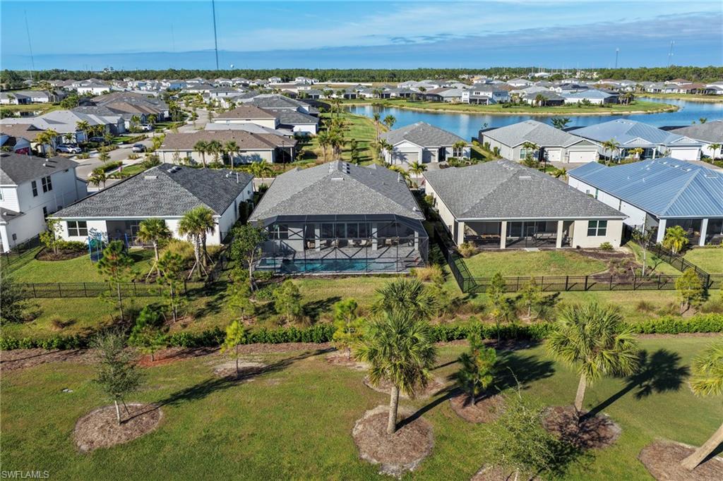 NORTHRIDGE - Residential