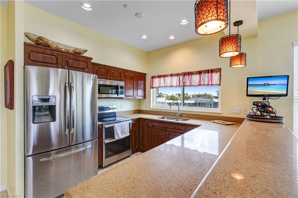 SANDPIPER VILLAGE - Residential