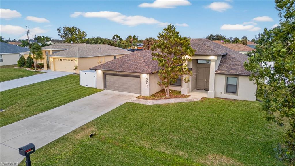 CAPE CORAL - Residential