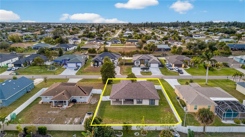 CAPE CORAL - Residential
