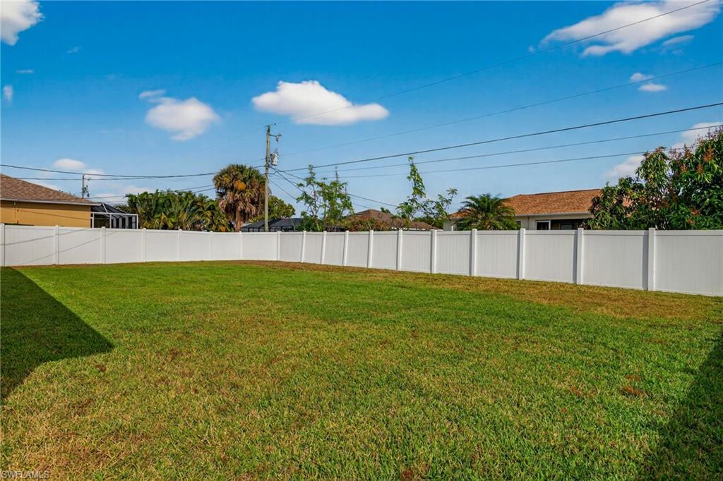 CAPE CORAL - Residential