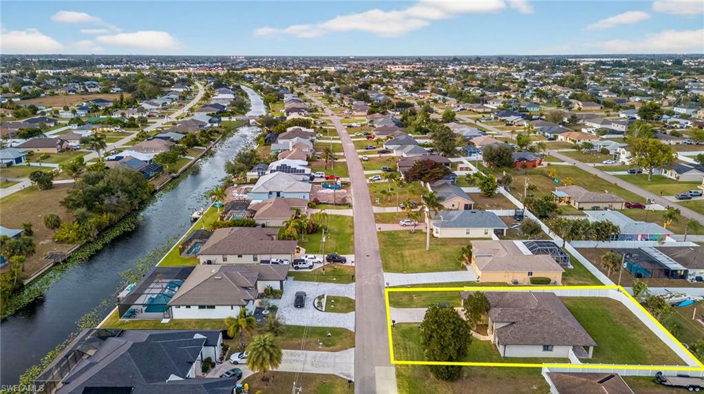 CAPE CORAL - Residential