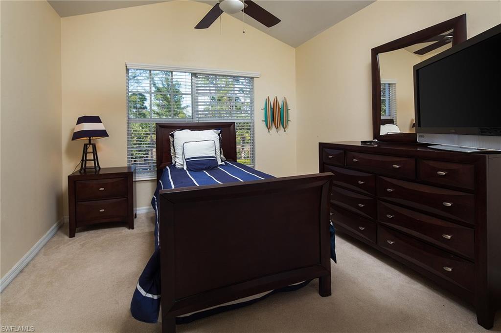 STRATFORD PLACE - Residential