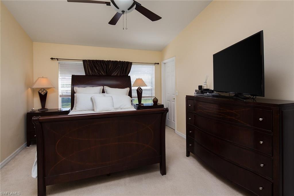 STRATFORD PLACE - Residential