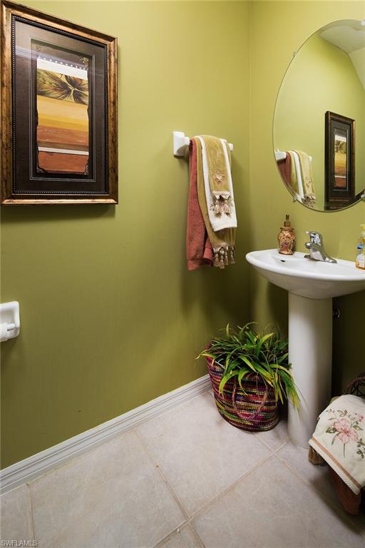 STRATFORD PLACE - Residential