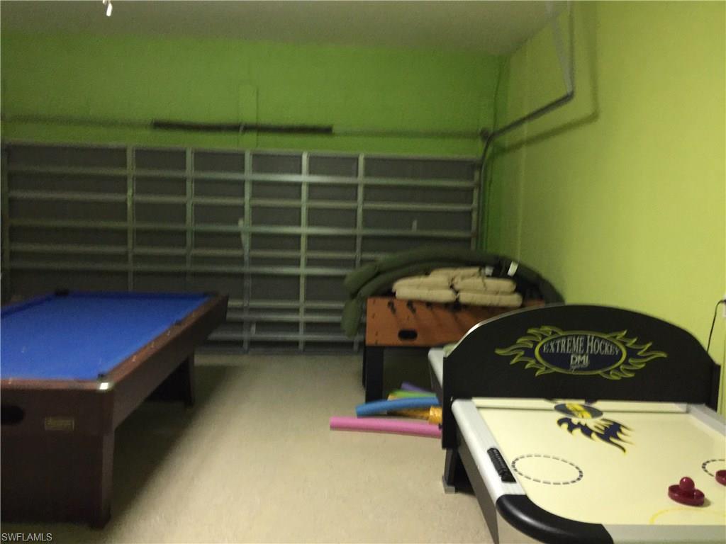 VIZCAYA VILLAS UNREC - Residential