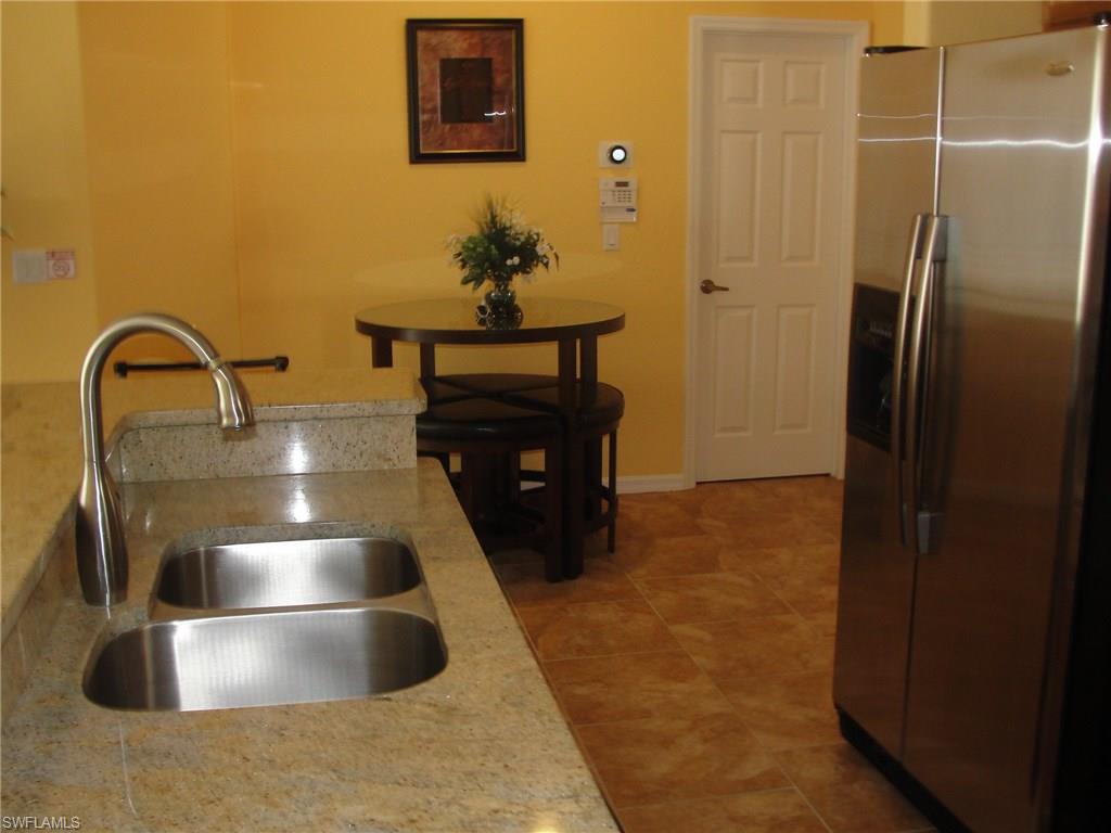 VIZCAYA VILLAS UNREC - Residential