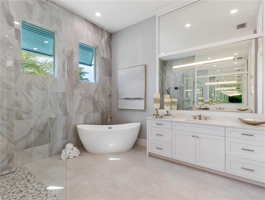 PALM ACRES - Residential