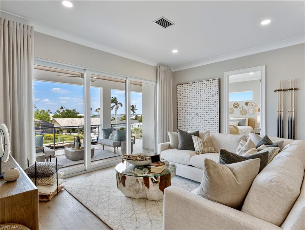 PALM ACRES - Residential