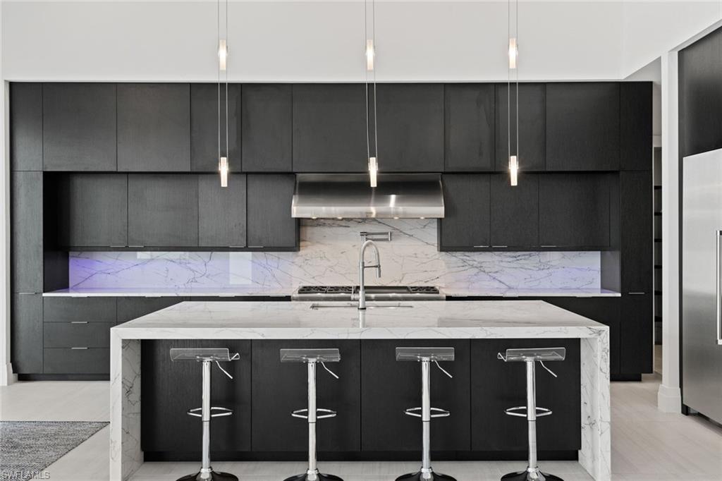 MARCO ISLAND - Residential