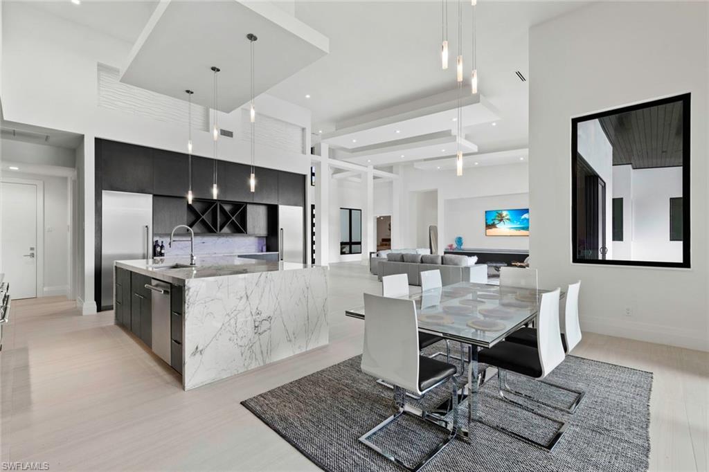 MARCO ISLAND - Residential