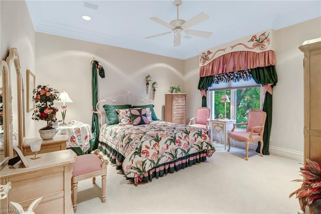 BAY COLONY SHORES - Residential