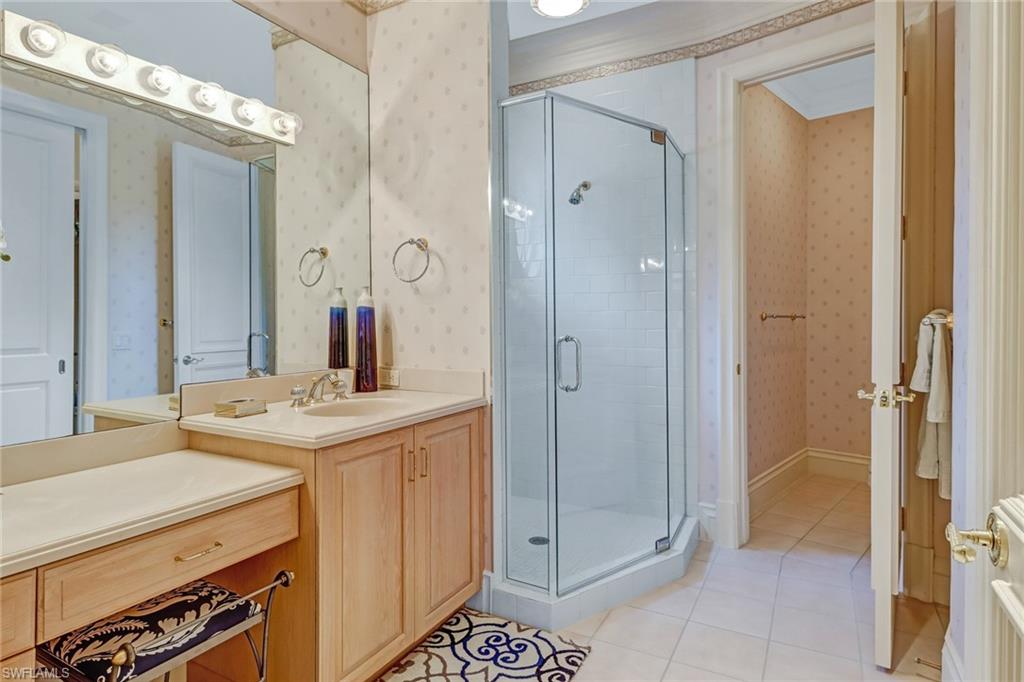 BAY COLONY SHORES - Residential