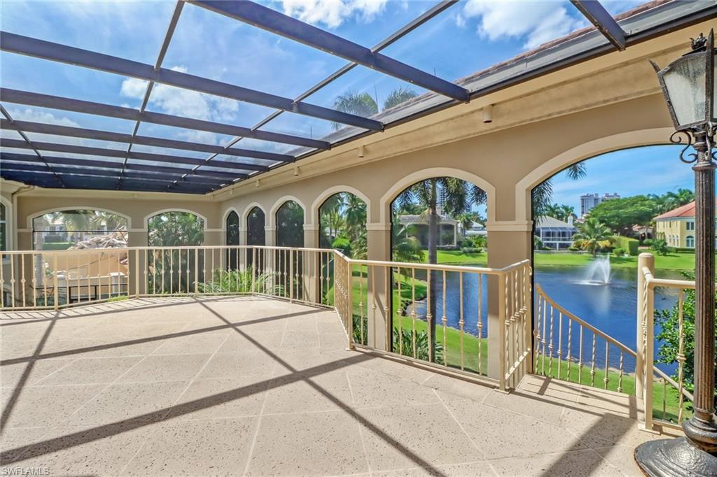 BAY COLONY SHORES - Residential
