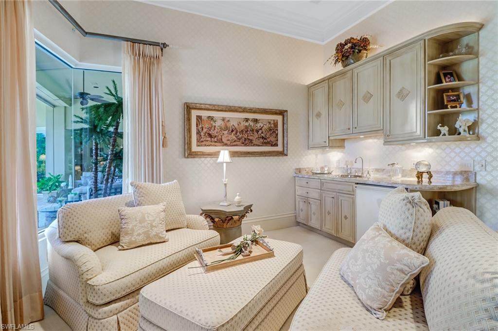 BAY COLONY SHORES - Residential