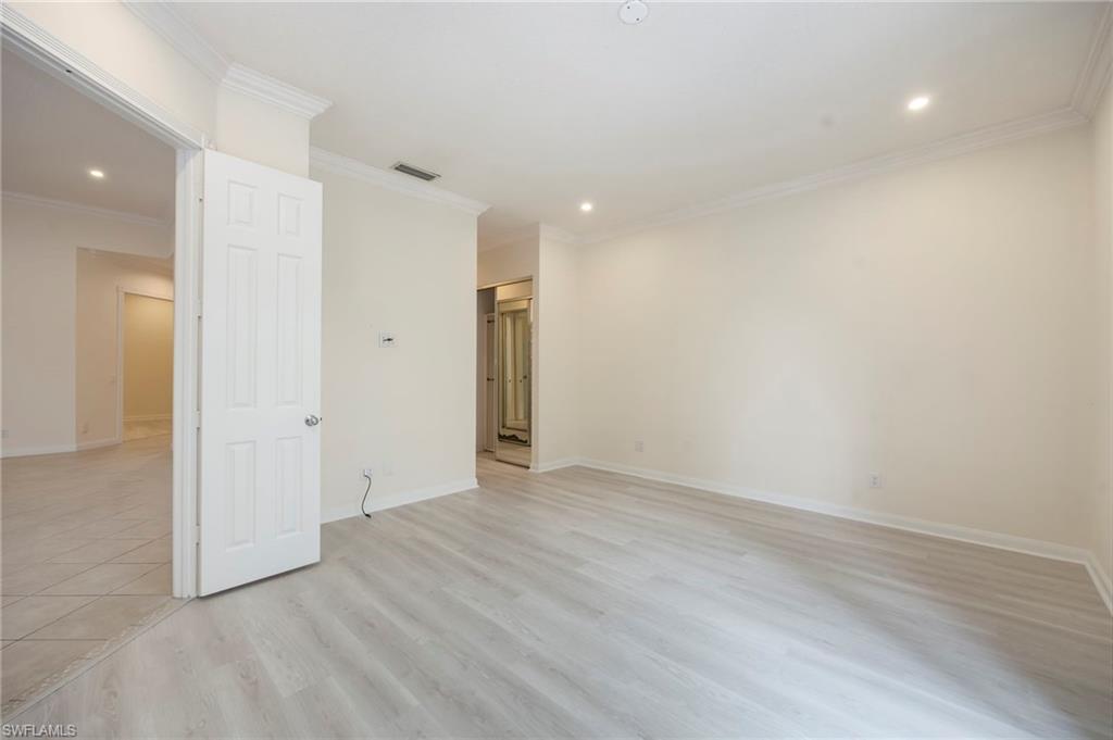 VILLAGE WALK - Residential