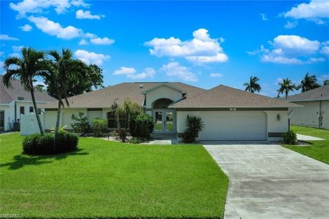 22 SE 13th AVE CAPE CORAL FL 33990
