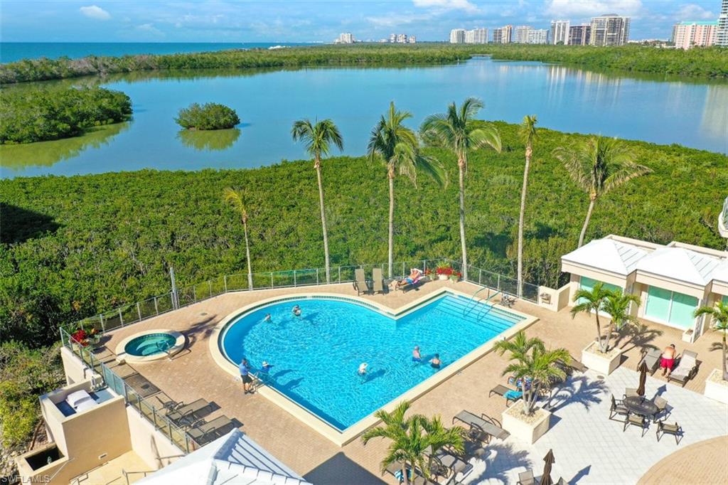 BAYPOINTE AT NAPLES CAY - Residential