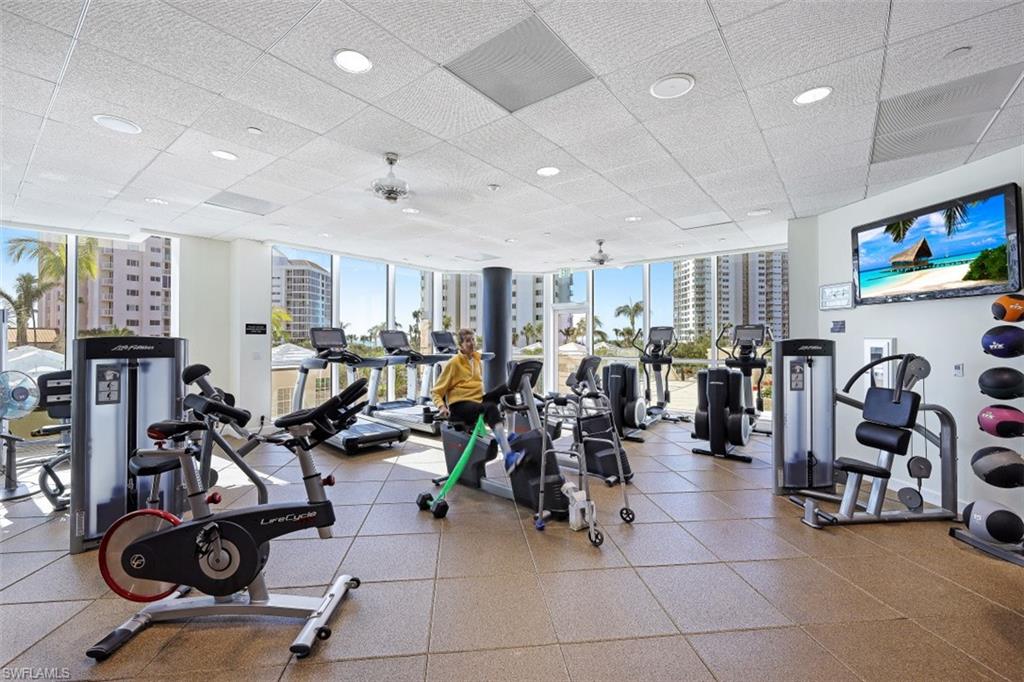 BAYPOINTE AT NAPLES CAY - Residential