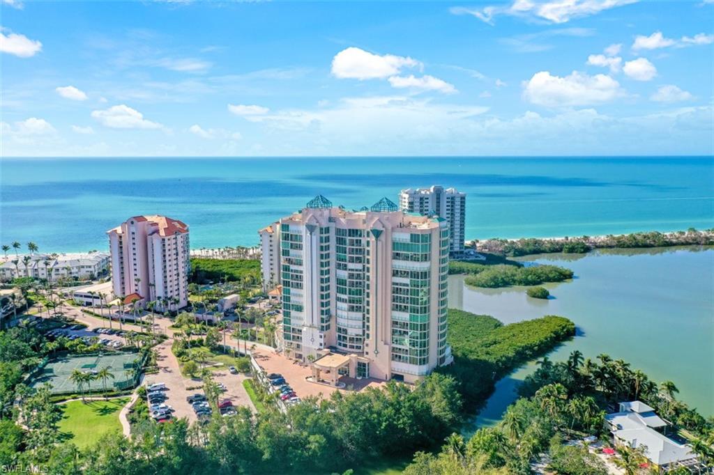 BAYPOINTE AT NAPLES CAY - Residential