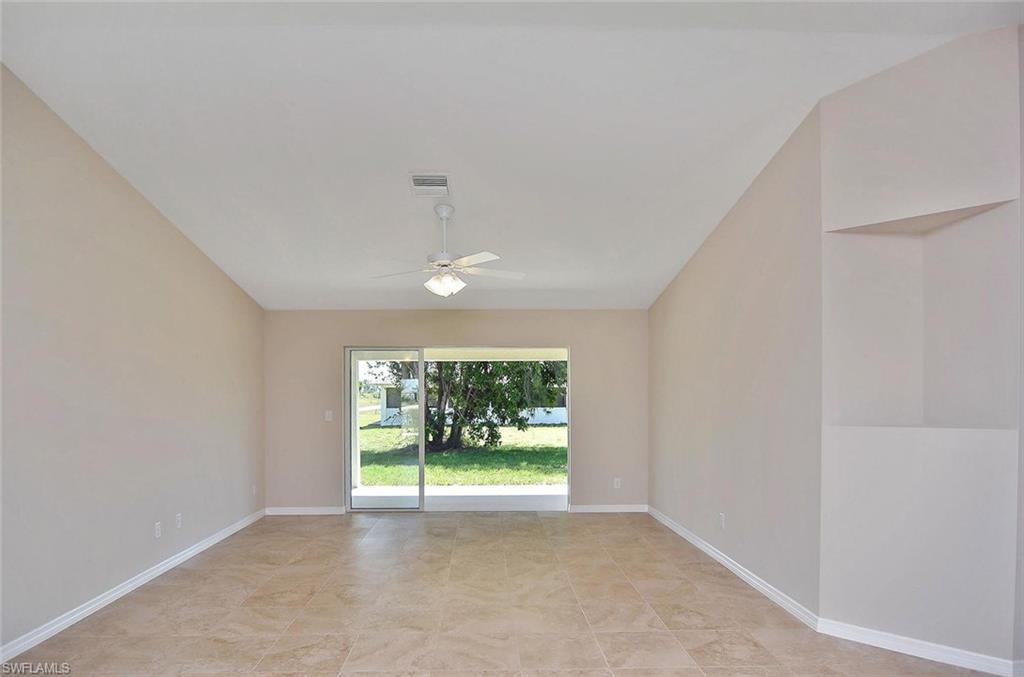 CAPE CORAL - Residential