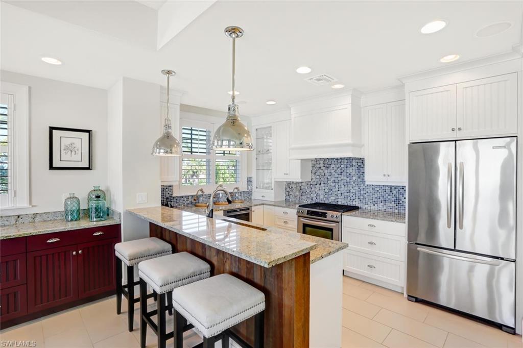 LAGUNA SHORES - Residential