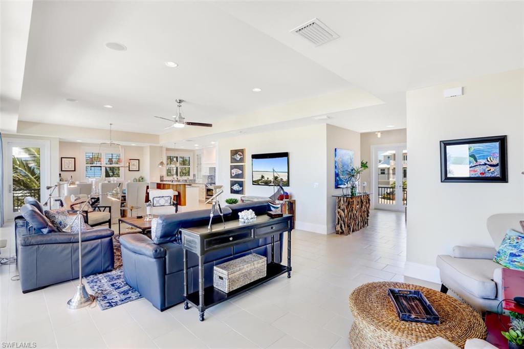 LAGUNA SHORES - Residential