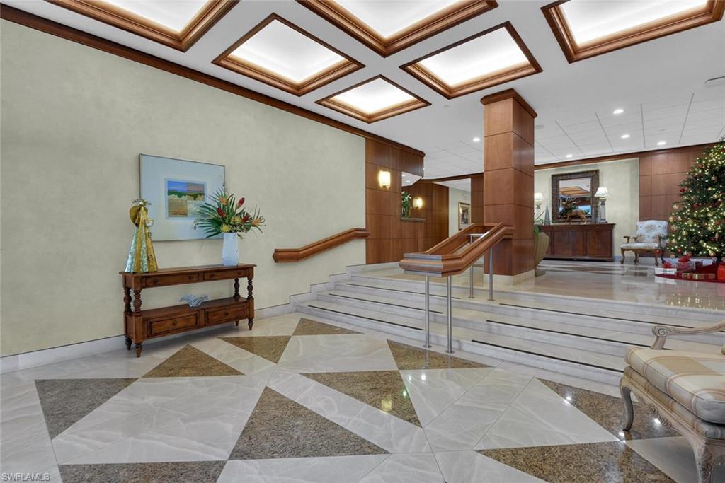 MERIDIAN CLUB - Residential Lease