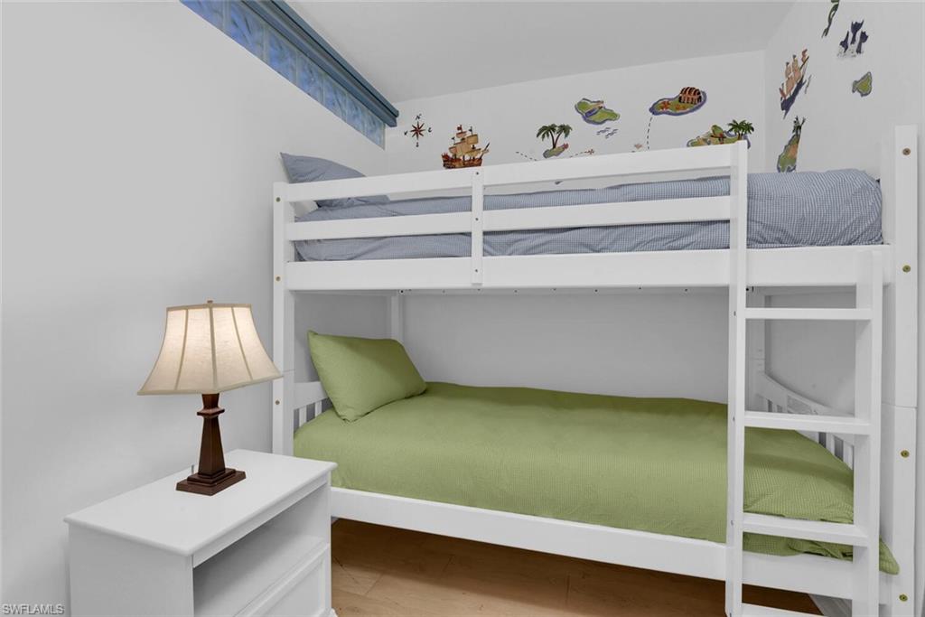 MERIDIAN CLUB - Residential Lease