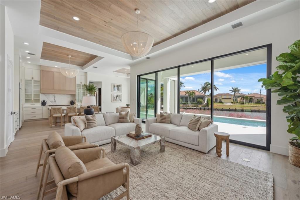 MARCO ISLAND - Residential