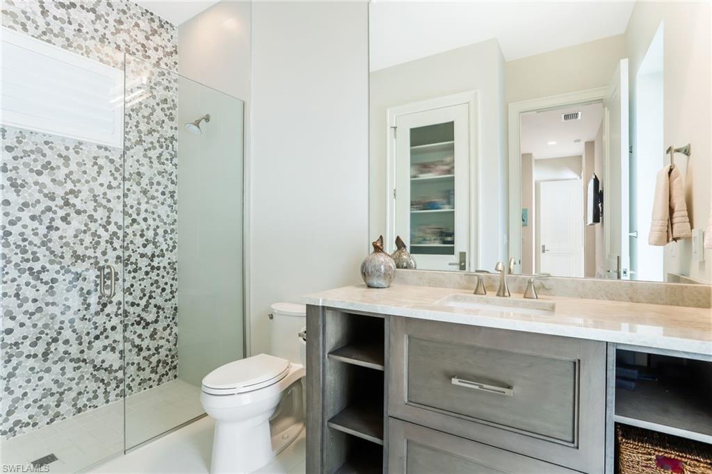 GOLDEN SHORES - Residential