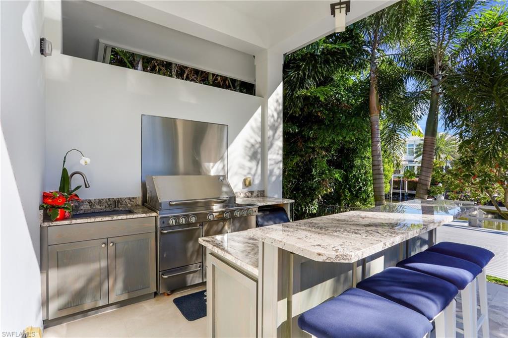 GOLDEN SHORES - Residential