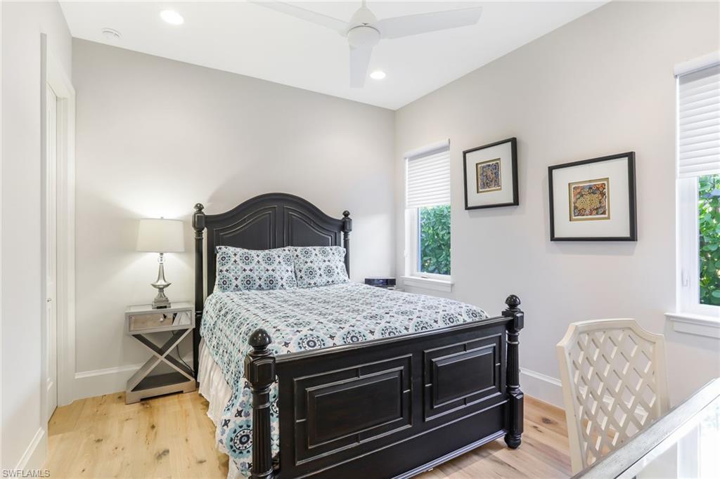 GOLDEN SHORES - Residential