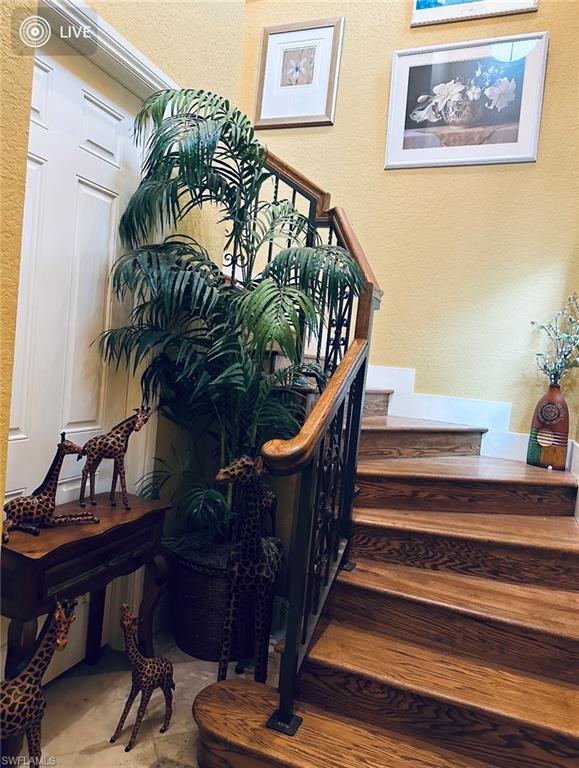 VARENNA - Residential Lease