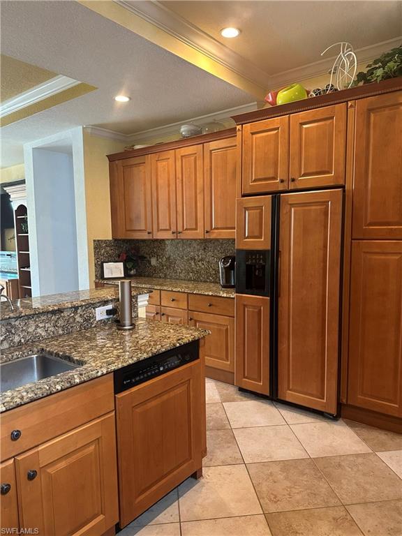 VARENNA - Residential Lease