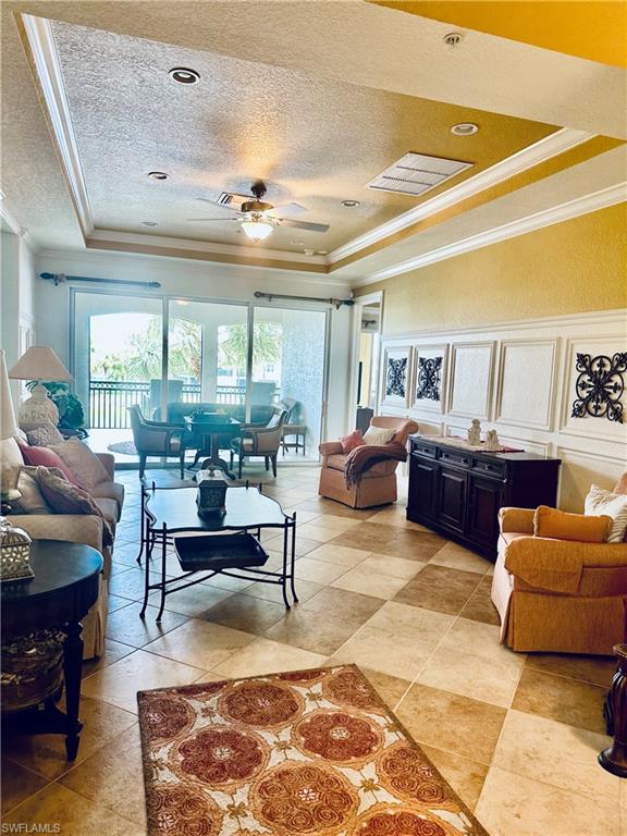 VARENNA - Residential Lease