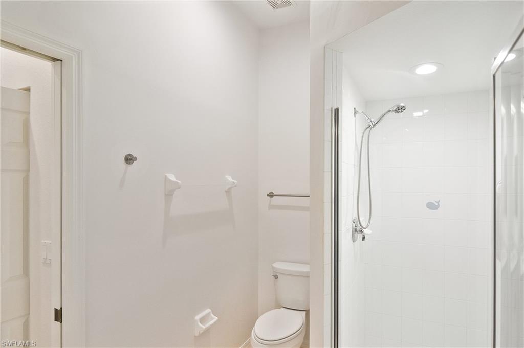 LIGHTHOUSE BAY - Residential