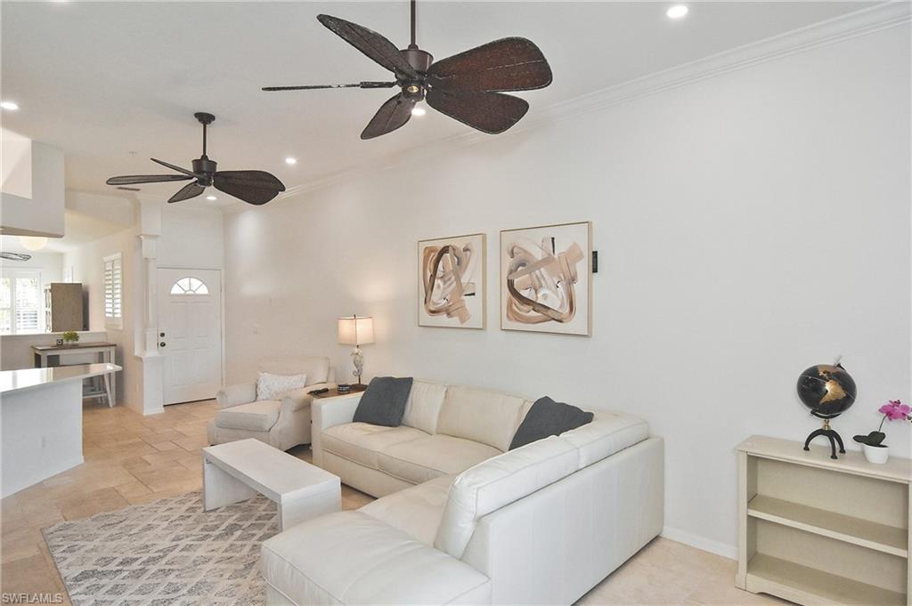 LIGHTHOUSE BAY - Residential