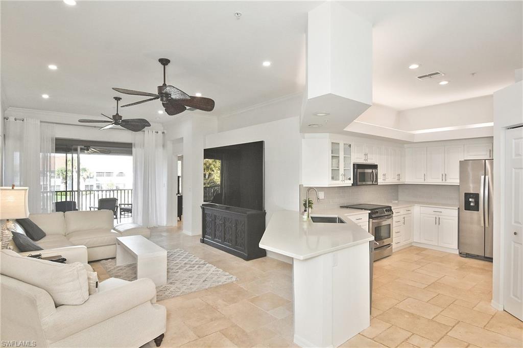 LIGHTHOUSE BAY - Residential