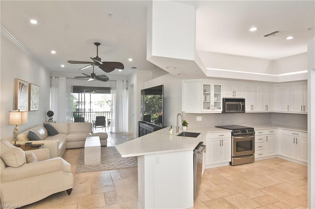 LIGHTHOUSE BAY - Residential