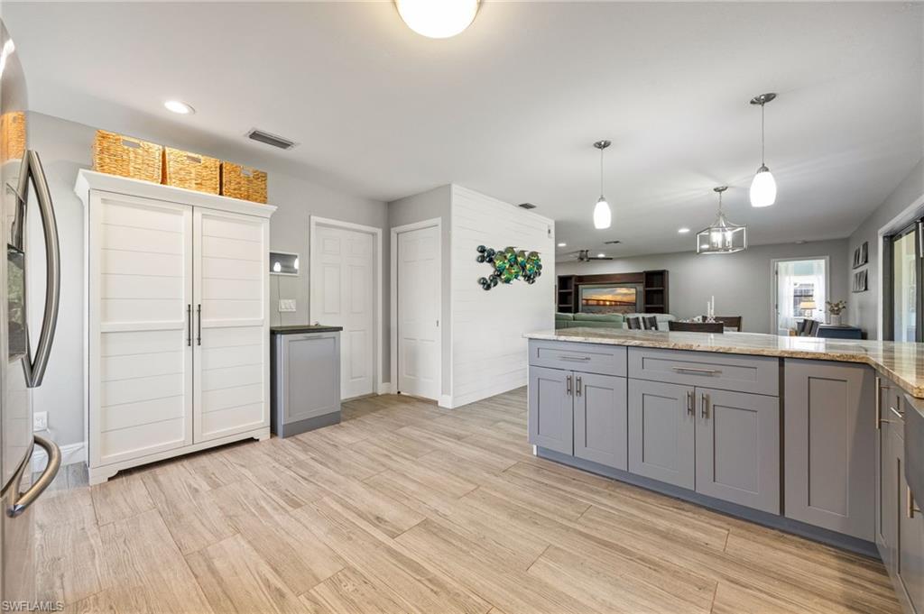 EAGLE RIDGE - Residential