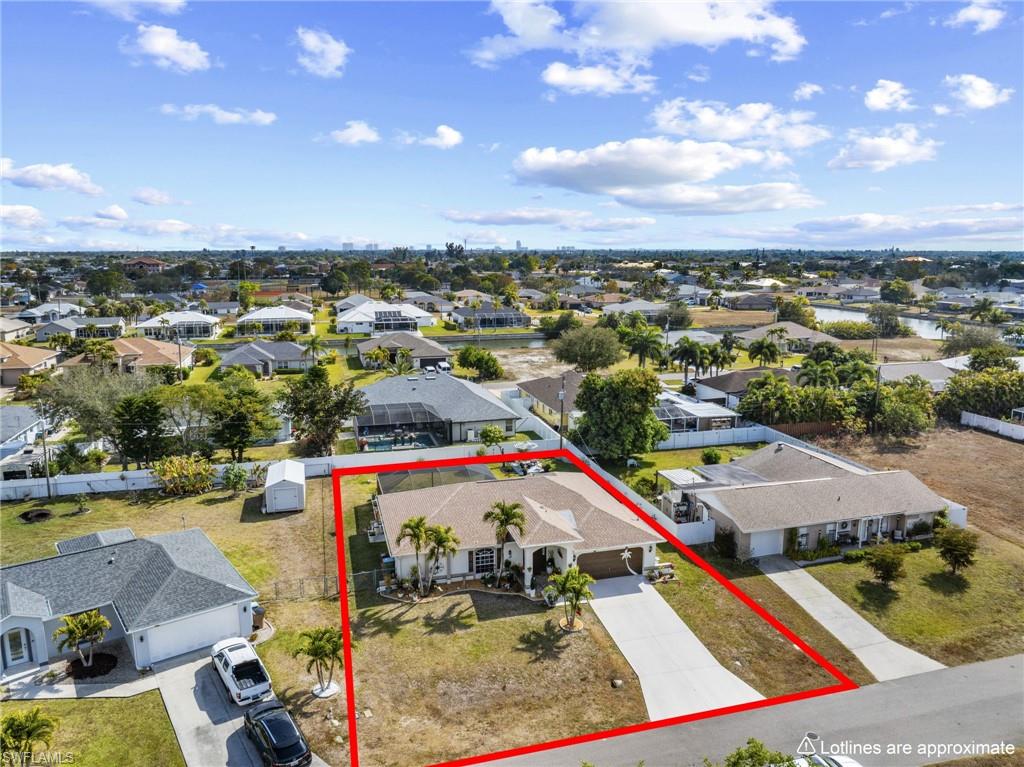 CAPE CORAL - Residential