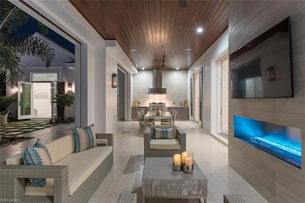 OLDE NAPLES - Residential