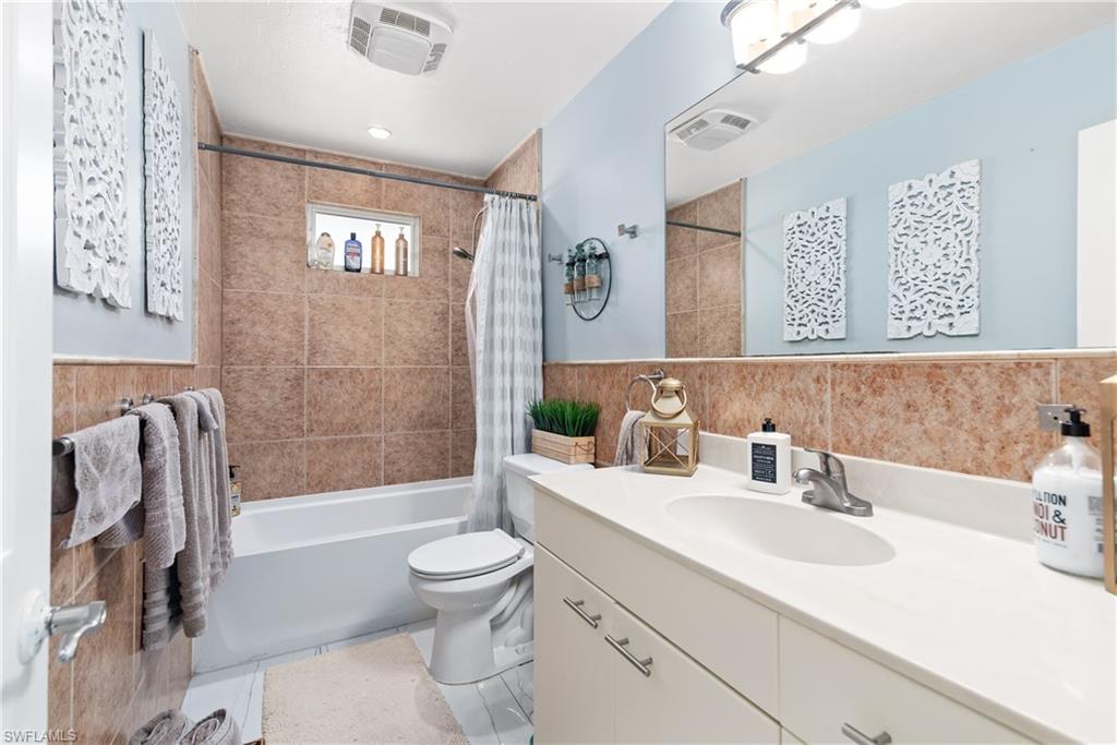 GOLDEN GATE CITY - Residential