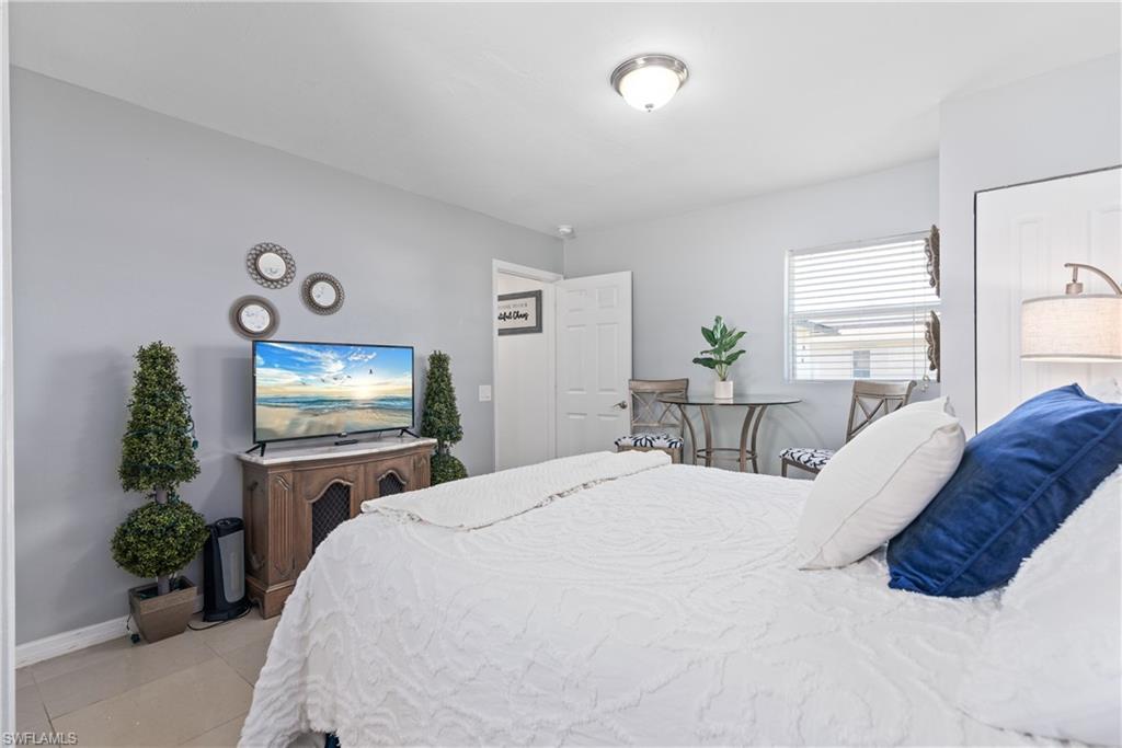 GOLDEN GATE CITY - Residential