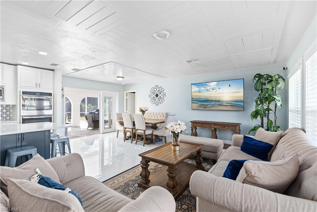 GOLDEN GATE CITY - Residential