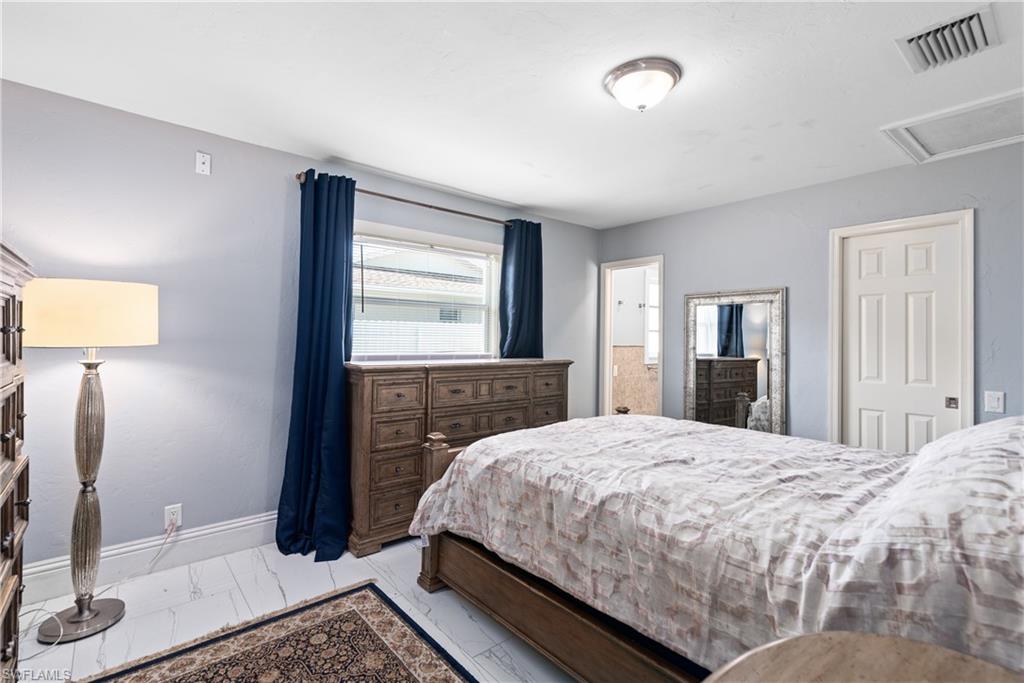 GOLDEN GATE CITY - Residential